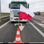 Польща посилює тиск на українських перевізників: штрафи через пунктуацію