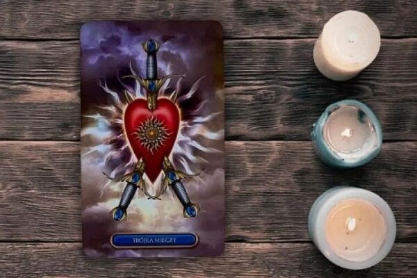 3 Mieczy Tarot – znaczenie karty
