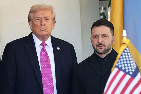 Erozja amerykańskiej dyplomacji: od obrony demokracji do dyktatu korzyści