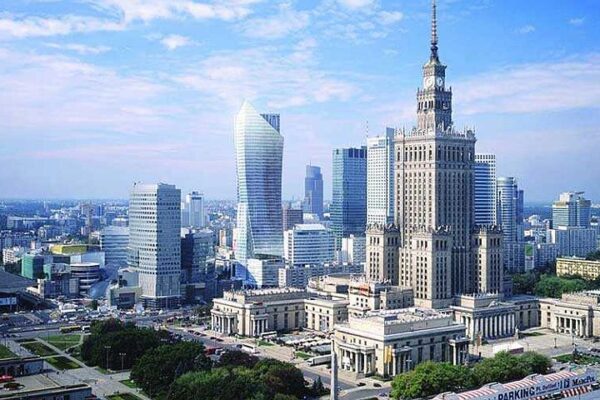 Непослідовна політика Польщі