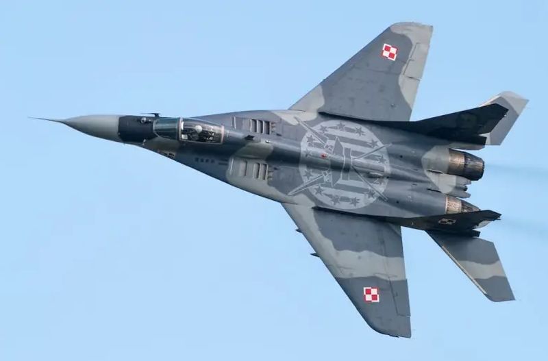 чому Польща прагне віддати Україні старі МіГ-29
